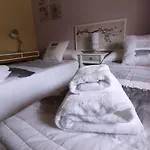 Arbesa شقة *